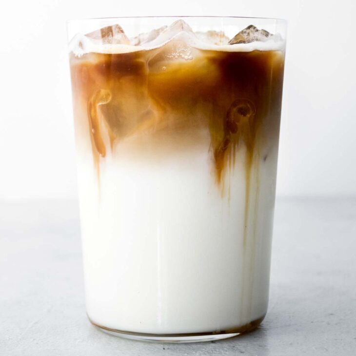 Iced caramel macchiato